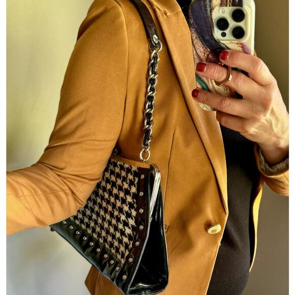 Vintage RARE Trina Turk Black & White Hounds tooth Metal Frame Studded Purse/Bag - Picture 4 of 17